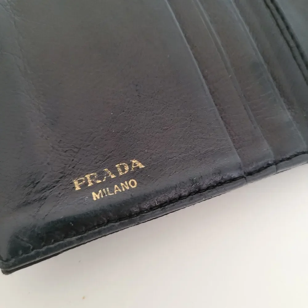 Prada Milano Black Quilted Nylon &‎ Leather Bifold Wallet Gold Logo Snap Closure